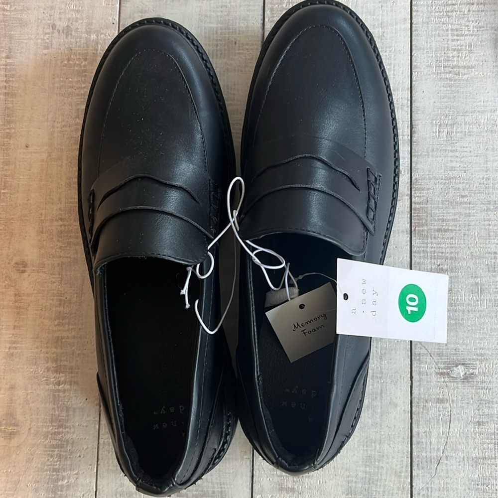 A New Day Black Loafer-size 10 NWT